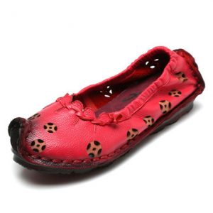 Socofy Leather Hollow Out Pure Color Vintage Egg Roll Flat Casual Shoes