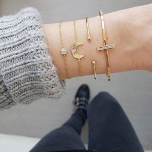 Gold Metal Moon Shape Rhinestone Embellished Bracelet Set - One Size